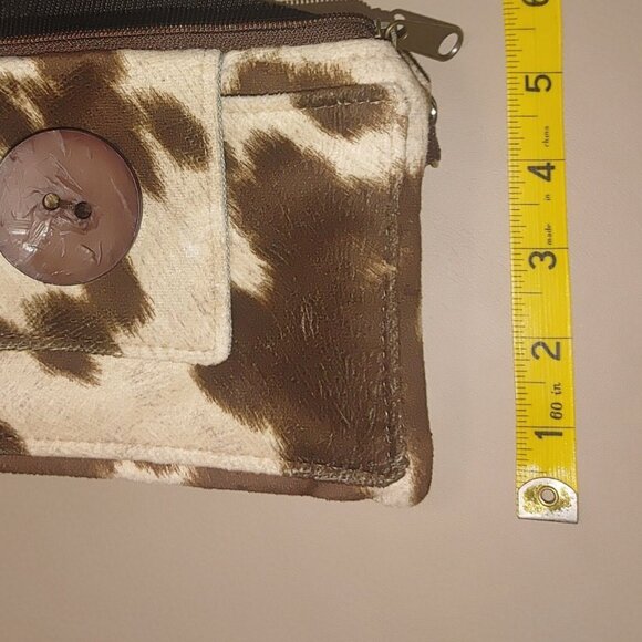 Silver Plum Cowhide Print Crossbody Purse Brown Beige Button Accent Zip Closure - Picture 5 of 12